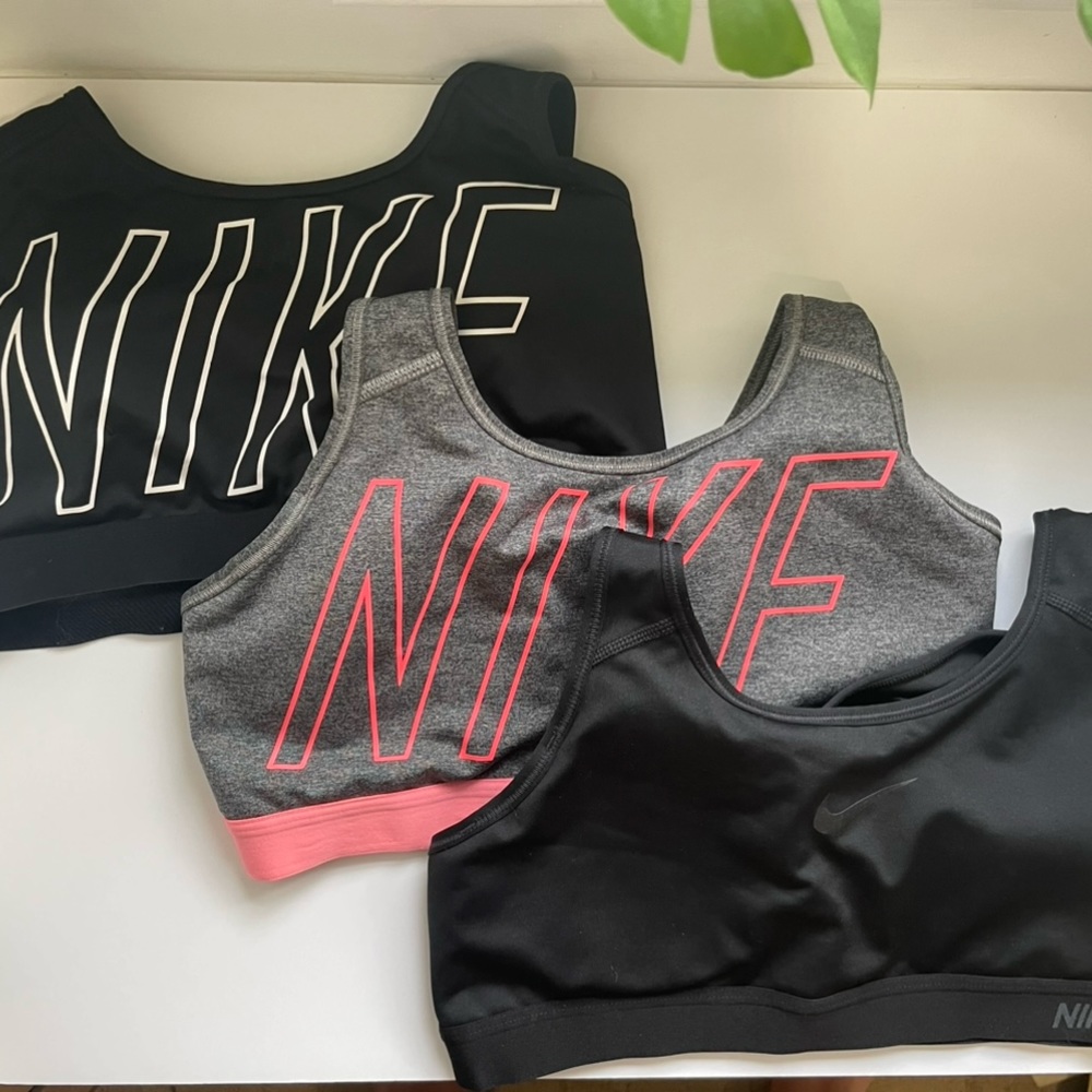 NIKE sports bra bundle Large